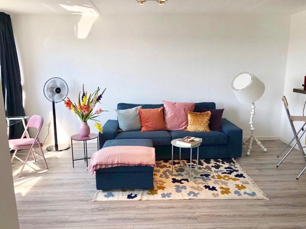 Grosses Appartement Mit Aussichtsbalkon Ludwigsburg Ngoại thất bức ảnh